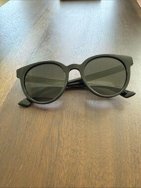 Gucci black Sunglasses
